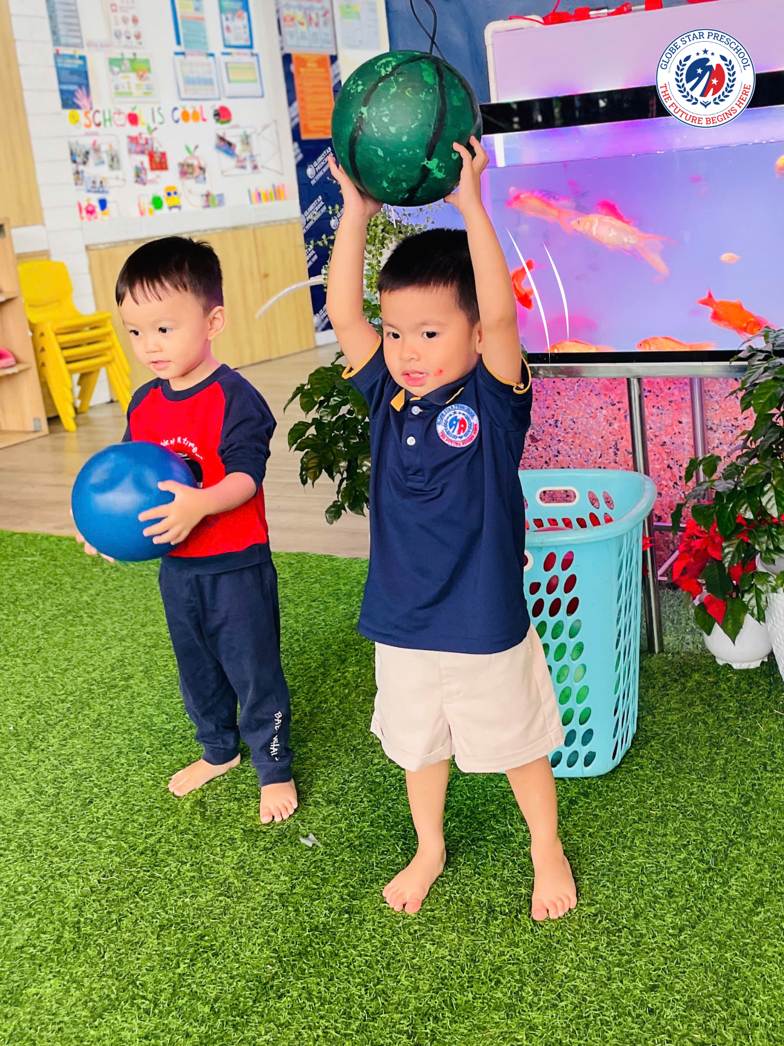 hai ban nam dung trc ho ca