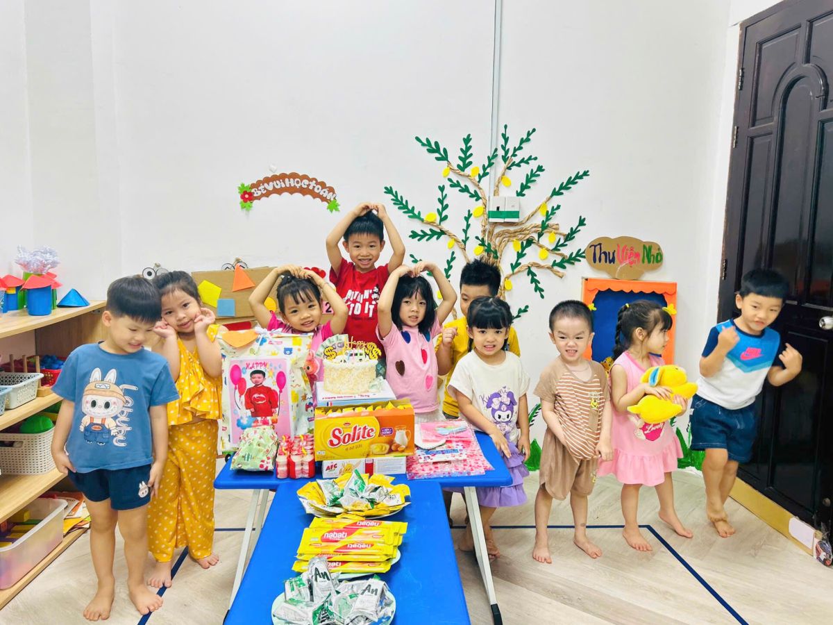 TIỆC CHÚC MỪNG SINH NHẬT RỘN RÃ CỦA BẠN TONY NHÀ GLOBE STAR 🎂🎂🎂