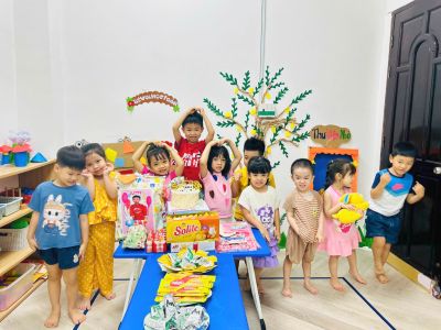 TIỆC CHÚC MỪNG SINH NHẬT RỘN RÃ CỦA BẠN TONY NHÀ GLOBE STAR 🎂🎂🎂